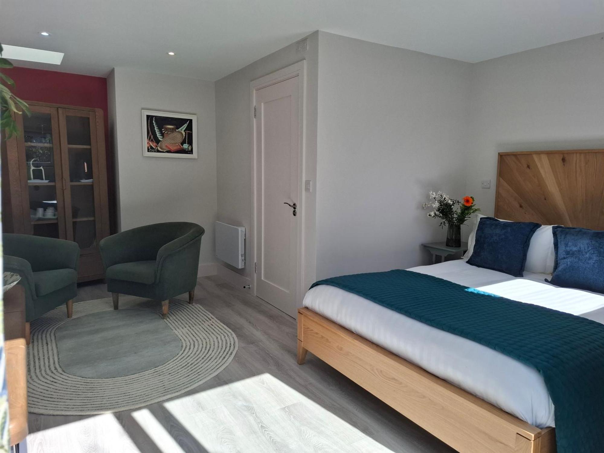 Granville House Apartments And Garden Suites บาลลีแฟร์ริเตอร์ ภายนอก รูปภาพ